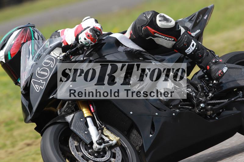 Archiv-2022/13 25.04.2022 Plüss Moto Sport ADR/Freies Fahren/469